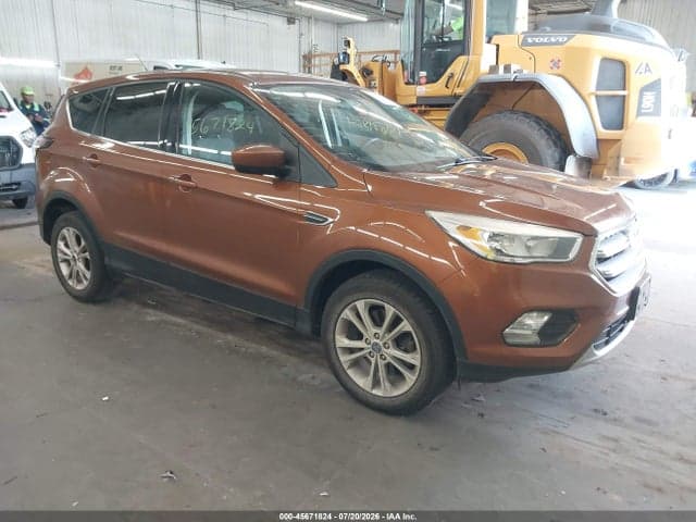 2017 FORD ESCAPE SE - 1