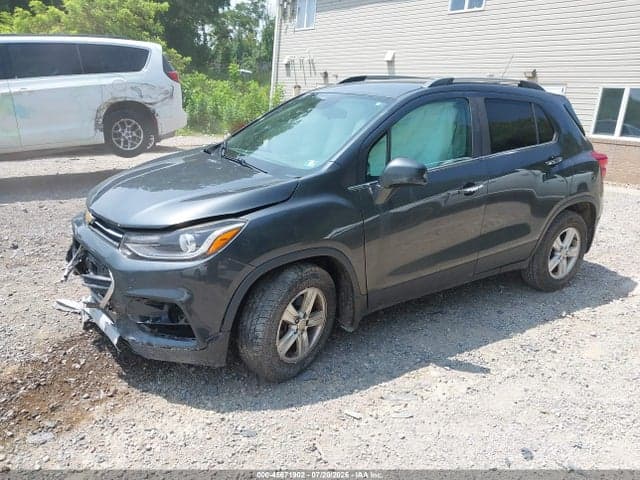 2017 CHEVROLET TRAX LT 2