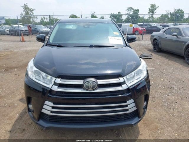 2017 TOYOTA HIGHLANDER LE PLUS 12