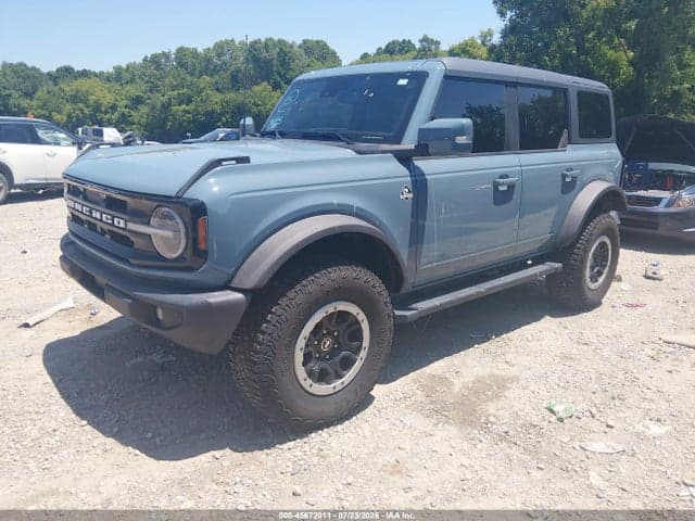 2023 FORD BRONCO OUTER BANKS 2