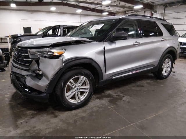 2022 FORD EXPLORER XLT 2