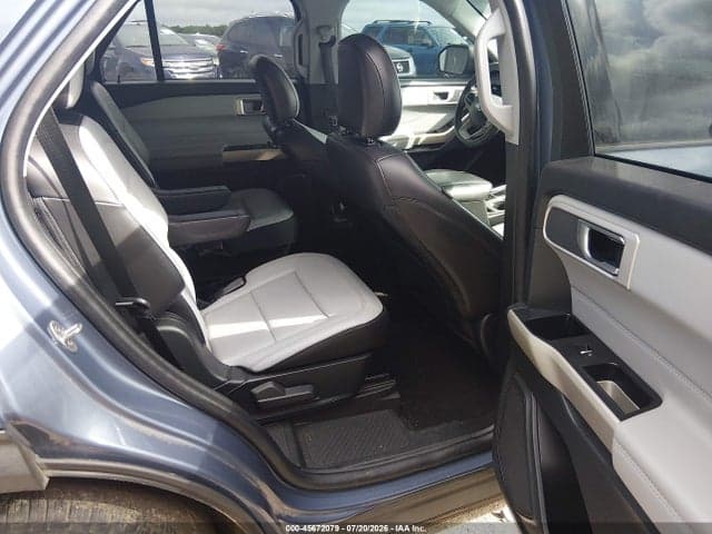 2021 FORD EXPLORER XLT 8