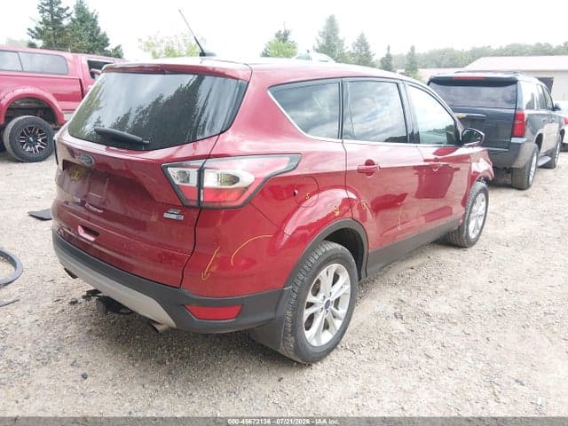 2017 FORD ESCAPE SE 4