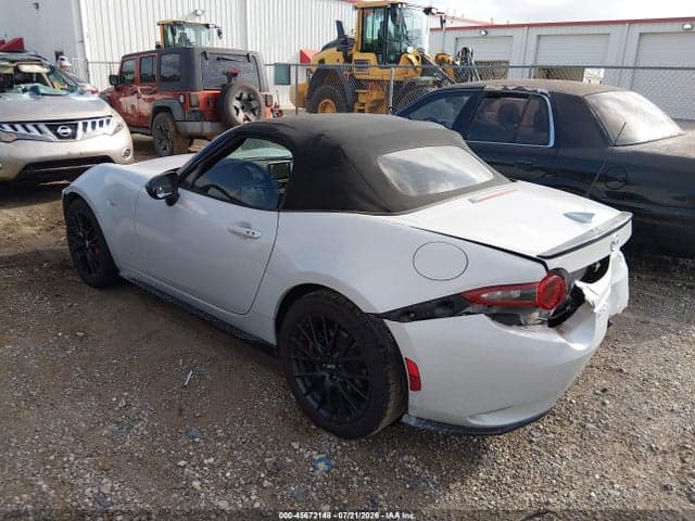 2017 MAZDA MX-5 MIATA 3