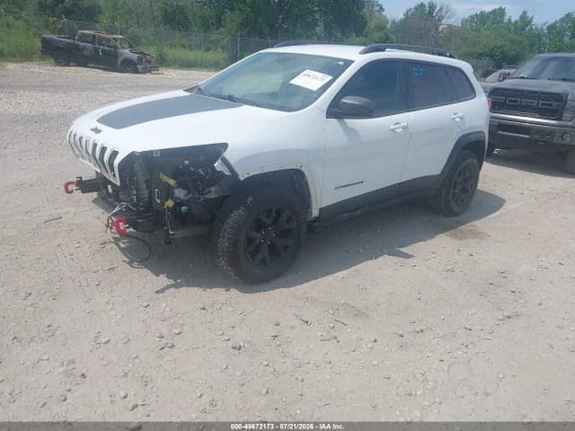 2017 JEEP CHEROKEE TRAILHAWK 2