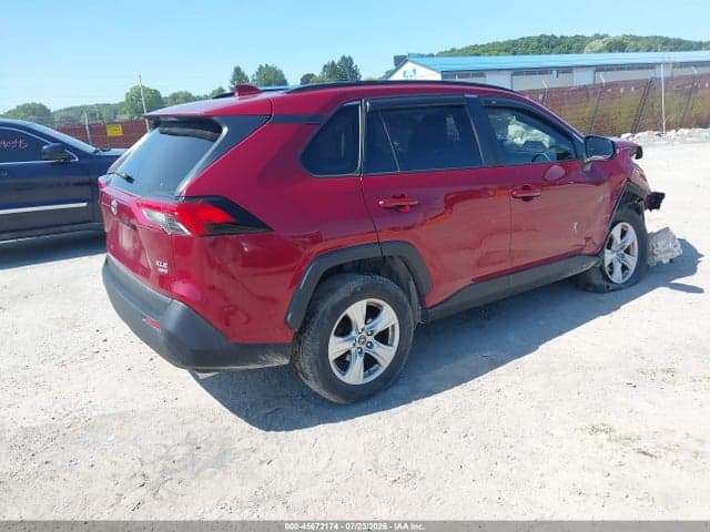 2019 TOYOTA RAV4 XLE 4