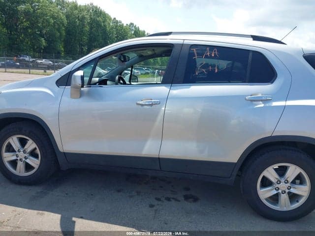 2018 CHEVROLET TRAX LT 14