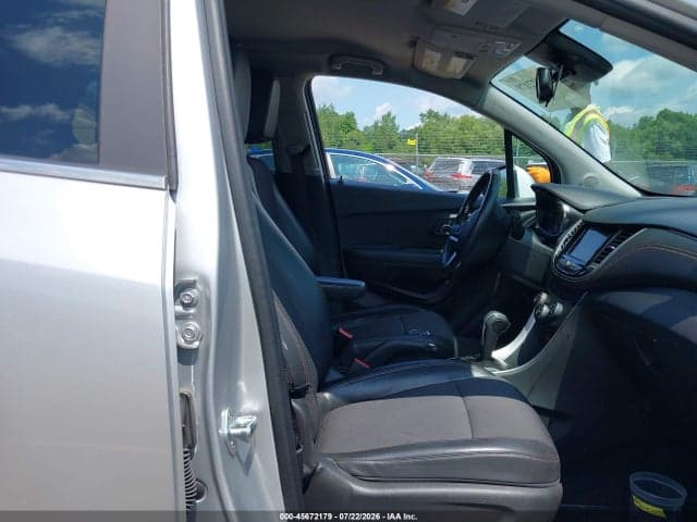 2018 CHEVROLET TRAX LT 5
