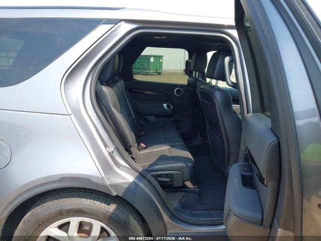 2020 LAND ROVER DISCOVERY SE 8