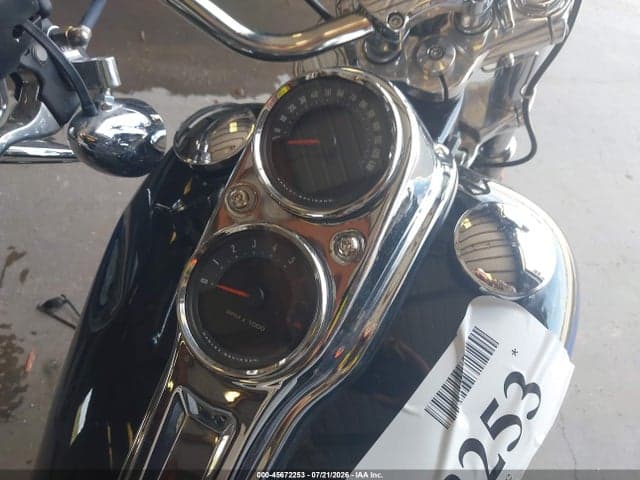 2019 HARLEY-DAVIDSON FXLR 7