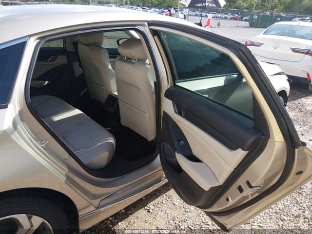2020 HONDA ACCORD EX 8