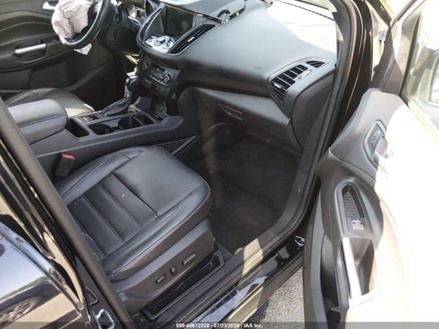 2017 FORD ESCAPE TITANIUM 5