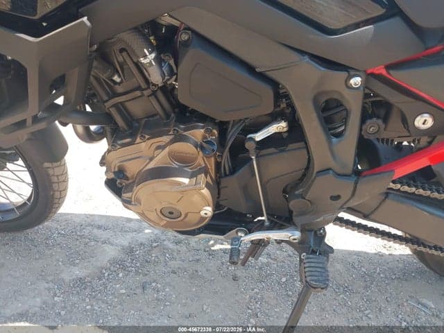 2025 HONDA CRF1000 A 9