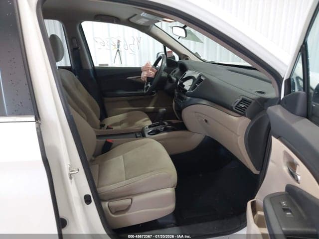 2019 HONDA PILOT EX 5