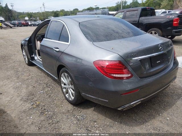 2017 MERCEDES-BENZ E 300 3