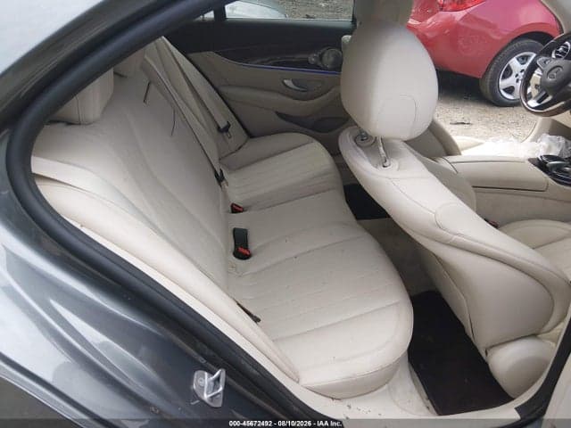2017 MERCEDES-BENZ E 300 8