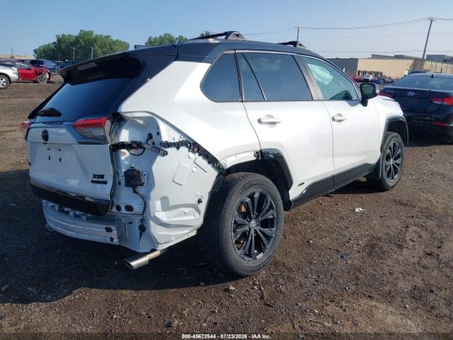 2024 TOYOTA RAV4 HYBRID XSE 4