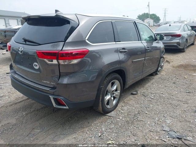 2017 TOYOTA HIGHLANDER LIMITED 4