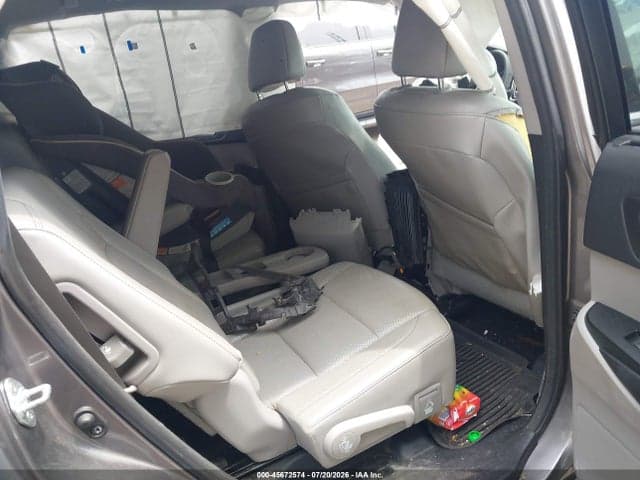 2017 TOYOTA HIGHLANDER LIMITED 8
