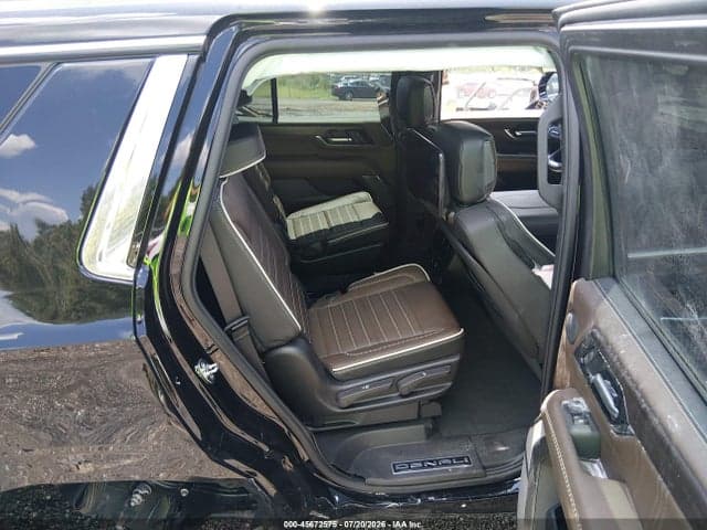 2026 GMC YUKON 4WD DENALI ULTIMATE 8