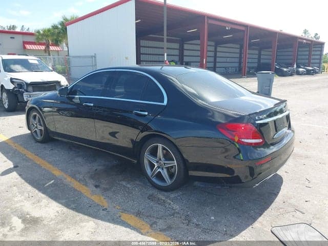2019 MERCEDES-BENZ E 300 3