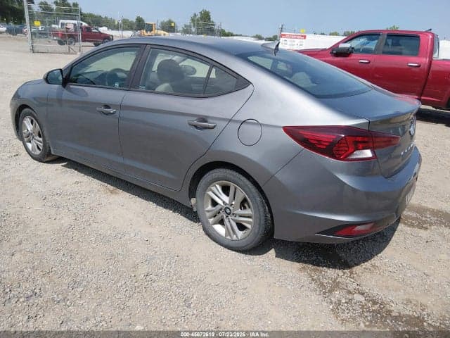 2020 HYUNDAI ELANTRA SEL 3