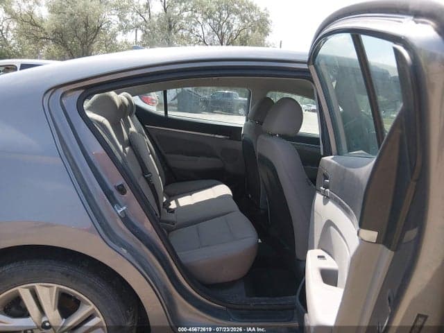 2020 HYUNDAI ELANTRA SEL 8