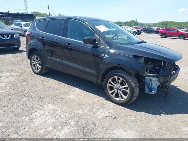 2017 FORD ESCAPE SE 1