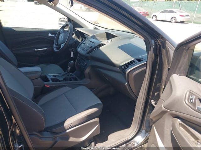 2017 FORD ESCAPE SE 5