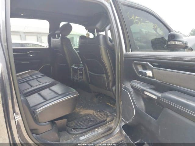 2021 RAM 1500 LARAMIE 4X4 6'4 BOX 8