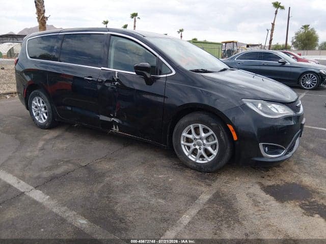 2020 CHRYSLER PACIFICA TOURING - 1