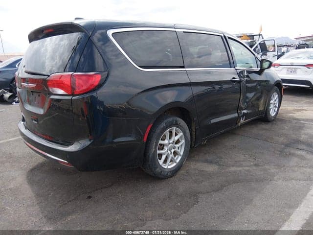 2020 CHRYSLER PACIFICA TOURING 4