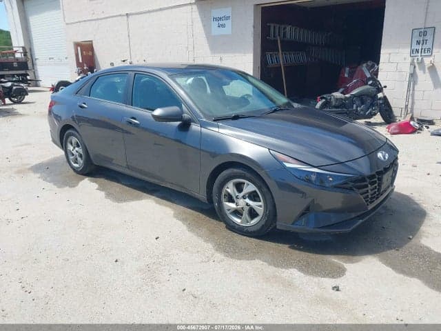 2023 HYUNDAI ELANTRA SE 1