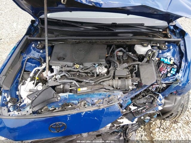 2025 TOYOTA CAMRY XLE 10