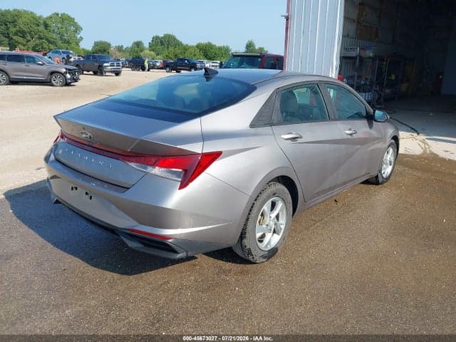 2023 HYUNDAI ELANTRA SE 4