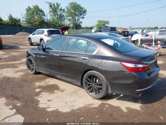 2017 HONDA ACCORD SPORT 3