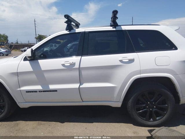 2017 JEEP GRAND CHEROKEE ALTITUDE 13