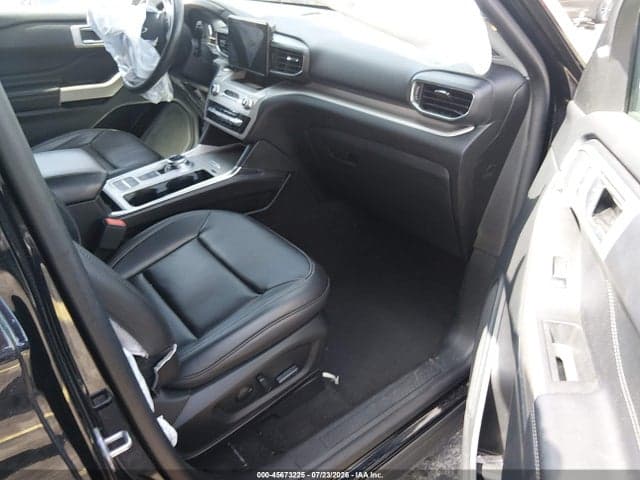 2024 FORD EXPLORER XLT 5