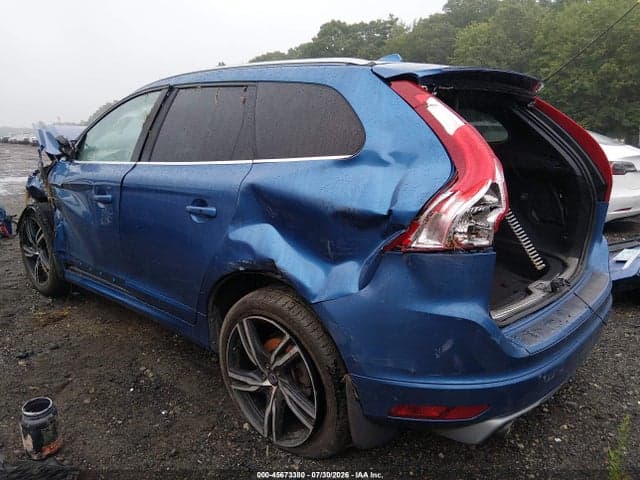 2017 VOLVO XC60 T6 R-DESIGN 3