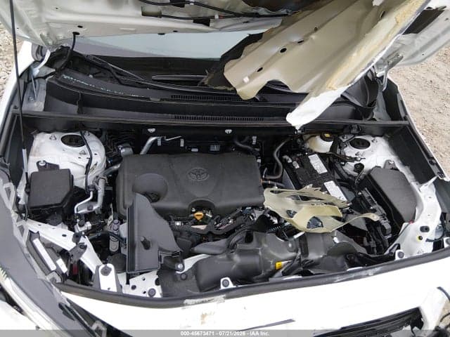 2025 TOYOTA RAV4 XLE 10