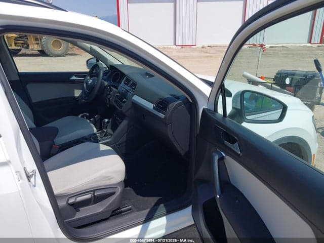 2018 VOLKSWAGEN TIGUAN 2.0T S 5