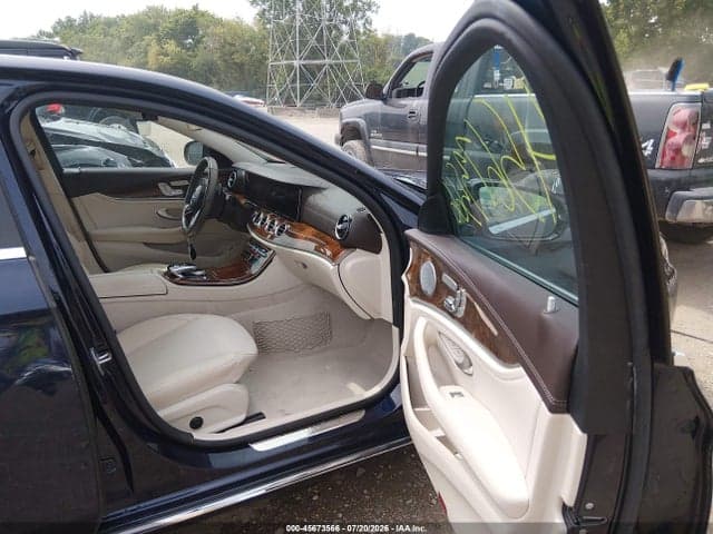 2019 MERCEDES-BENZ E 300 4MATIC 5