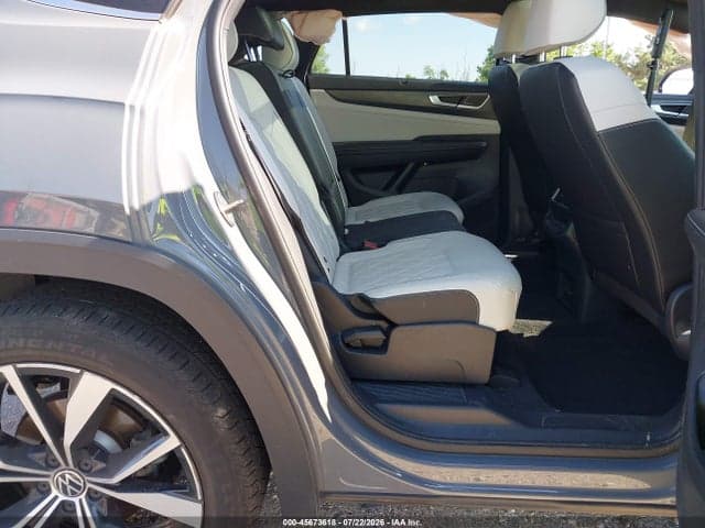 2025 VOLKSWAGEN ATLAS CROSS SPORT 2.0T SEL PREMIUM R-LINE 8