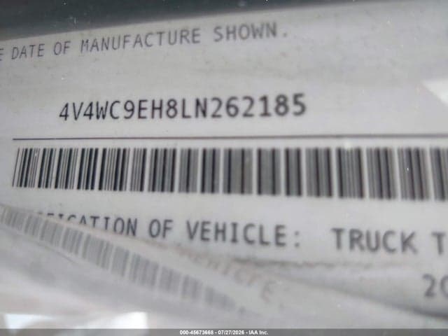 2020 VOLVO VNR 9