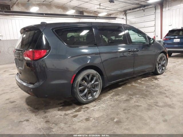 2019 CHRYSLER PACIFICA TOURING PLUS 4