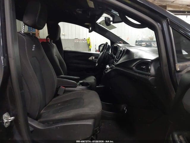 2019 CHRYSLER PACIFICA TOURING PLUS 5
