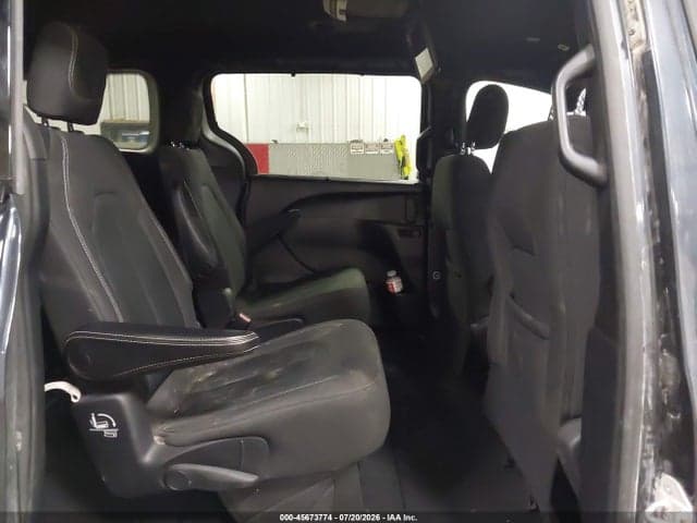 2019 CHRYSLER PACIFICA TOURING PLUS 8