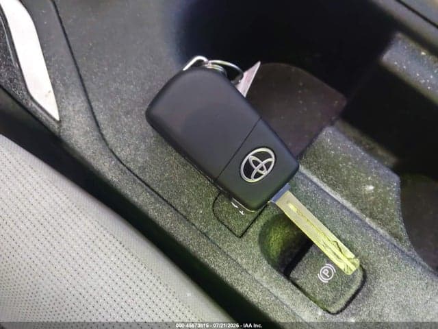 2026 TOYOTA COROLLA LE 11