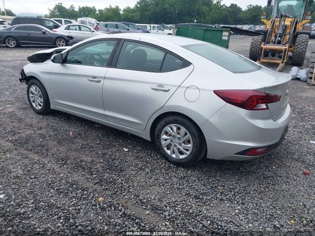2020 HYUNDAI ELANTRA SE 3