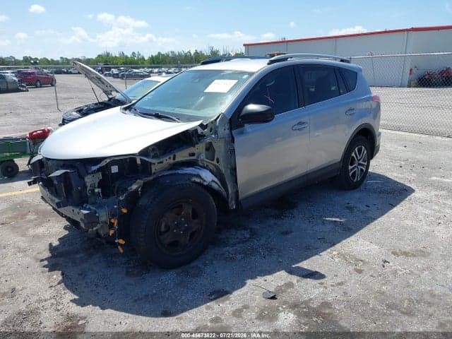 2018 TOYOTA RAV4 LE 2